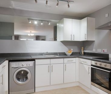 2 bedroom apartment to rent - Photo 6