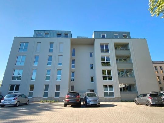 Moderne Wohnung im 2022 erbauten MFH – komfortabel, hell und barrierearm wohnen in OB-Mitte - Photo 1