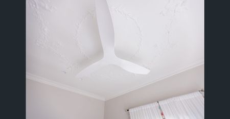 Elegant Home in Mosman Village (Private Lane Entrance next to 3 Ballantyne Street) - Photo 5