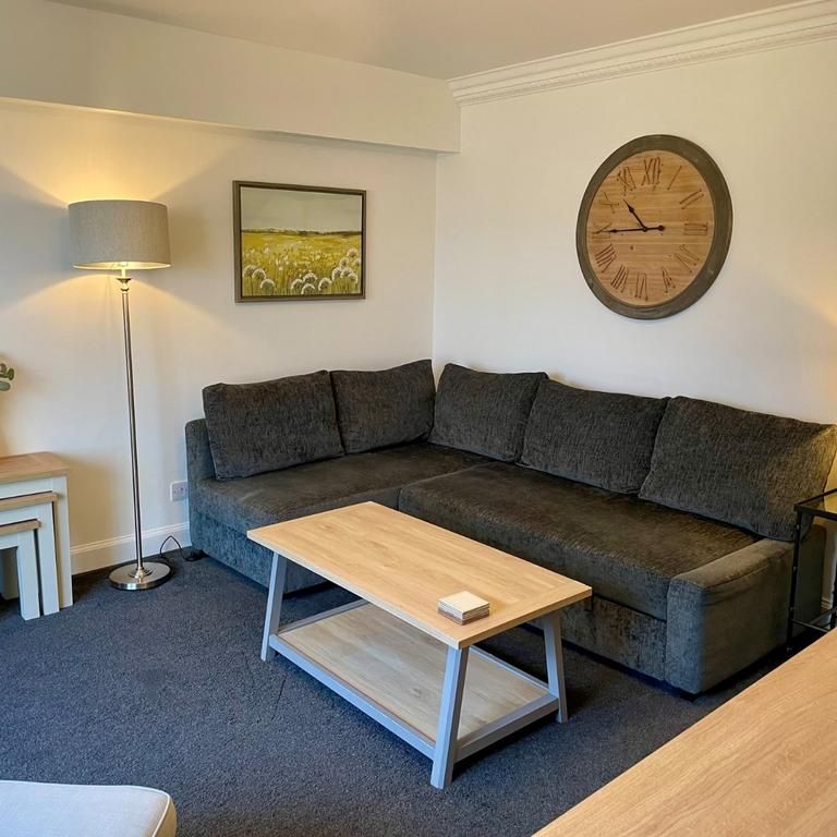 2 bedroom flat to rent - Photo 1