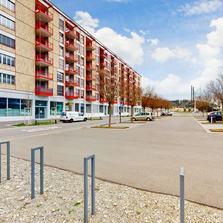 Zentrale und moderene Wohnung - Photo 4