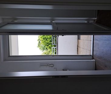 Renoviert und bezugsfertig... große 2-Raumwohnung am Crönpark mit B... - Photo 1