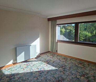 4 bedroom detached house to rent - Photo 3