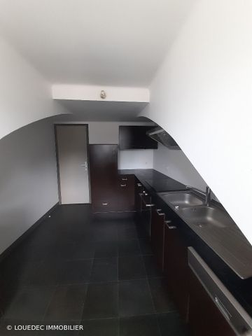 Location Appartement 3 pièces 73m² QUIMPER 29000 - Photo 4