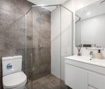 Modern Two-Bedroom Apartment in Prime Tallawong Location - Photo 6