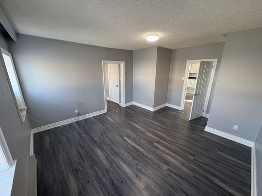 For Lease - 739 The Queensway N/A Unit# A, Toronto, Ontario - Photo 1