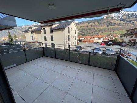 4 ½ PIÈCES AVEC JOLI BALCON ! - Photo 2