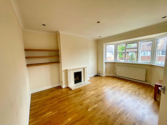 2 bed maisonette to rent in Weldon Close, Ruislip, HA4 - Photo 1