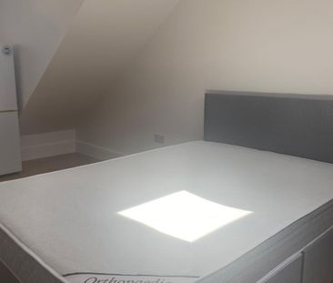 Studio Flat, Ashmore Road, W9 - Photo 2