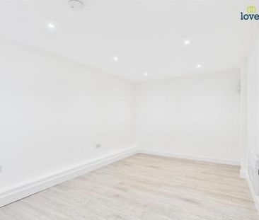 1 bedroom Flat To Let - Photo 6