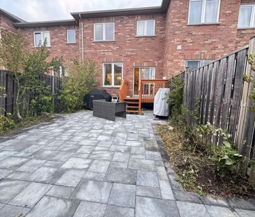 For Lease - 68 Hawkes Drive, Richmond Hill, Ontario - Photo 4