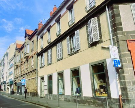 Location Appartement 2 pièces 39m² CLERMONT FERRAND 63000 - Photo 2