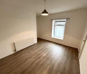 Berw Road, Pontypridd - Photo 2