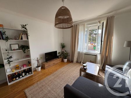Location Appartement 3 pièces 78m² LE BAN ST MARTIN 57050 - Photo 2