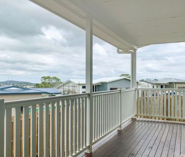 Large Duplex with Yard! - Photo 1