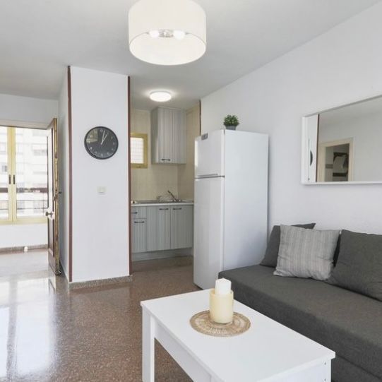 Apartment in Benidorm, for rent - Photo 1