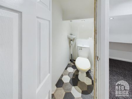 3 bedroom terraced house to rent - Photo 3