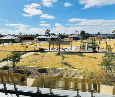 Low Maintenance Living with Park Views - Photo 5