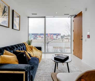 For Lease - 9 Buttermill Avenue Unit# Th02, Vaughan, Ontario - Photo 3