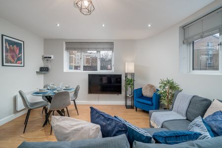 2 Bed Flat, Commercial Road, E14 - Photo 5