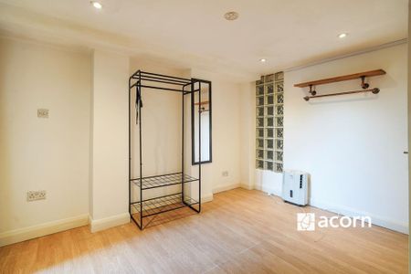 1 bedroom ground floor flat to rent - Photo 4