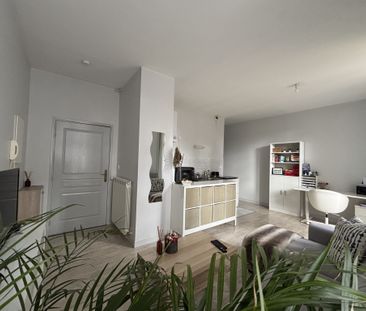 Location Appartement 2 pièces 41m² POITIERS 86000 - Photo 1