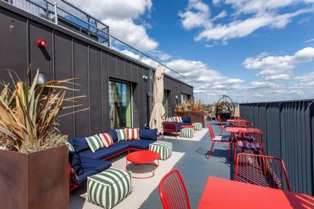 Studio to rent - Photo 5