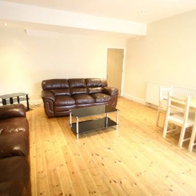 6 Bed - Biddlestone Road, Heaton, Ne6 - Photo 1