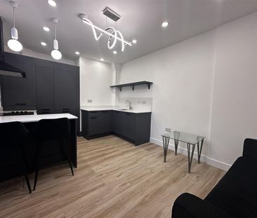 Ninian Road, Cardiff - Photo 6