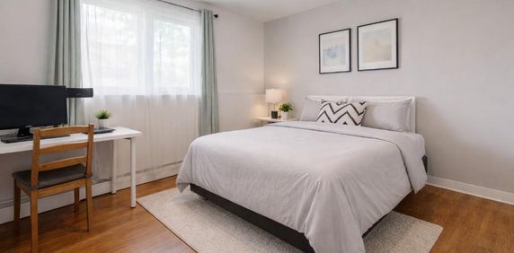 3 ½ LIBRE LE 1ER MAI À CHARLESBOURG (QC) - Photo 2