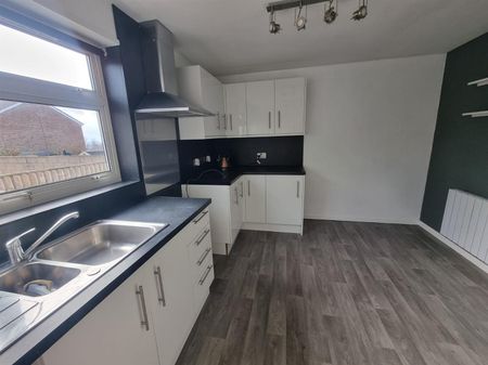 Worcester Road, Cinderford - Photo 2