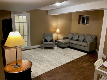 For Lease - 8084 Windsong Drive, Niagara Falls, Ontario - Photo 4