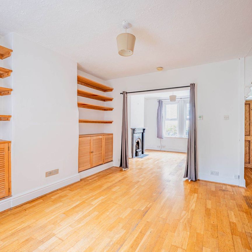 Hungerford Road - Photo 1