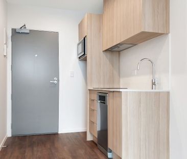 The Residences at LQ Ellerslie Studio Apartment. - Photo 2