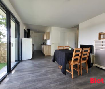 Location Appartement 2 pièces 51m² VEZIN LE COQUET 35132 - Photo 3