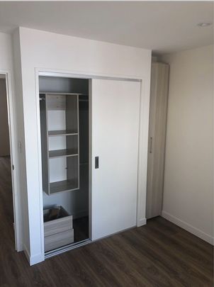 2 bedroom unit, 4 yrs old, modern - Photo 1