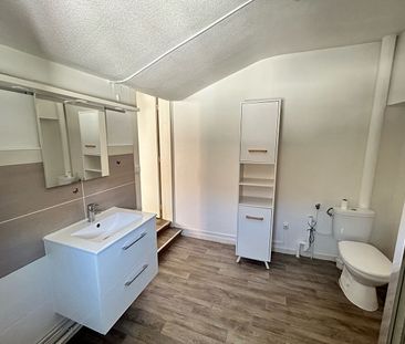 Location Appartement 4 pièces 98m² - Photo 6
