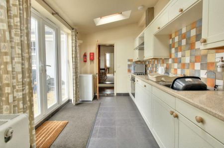 2 bedroom cottage to rent - Photo 2