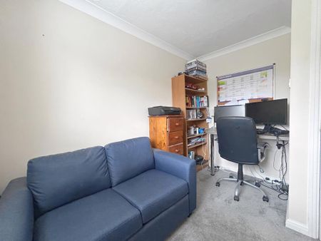 4 bedroom detached house to rent - Photo 5