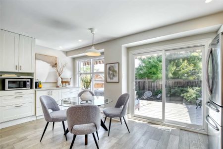 For Lease - 6571 Sapling Trail, Mississauga, Ontario - Photo 5