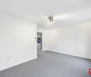 2 bedroom maisonette to rent - Photo 6