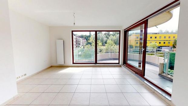 Appartement te huur - Photo 1