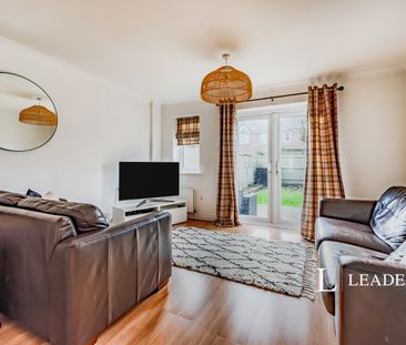 2 bedroom house to rent Norfolk Close, Horley, Surrey, RH6 - Photo 5