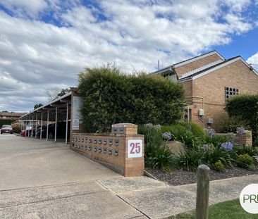 Neat & Convenient 2-Bedroom Unit in a Prime Location - Photo 2