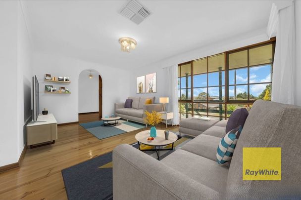 4 BEDROOM HOME - Photo 1