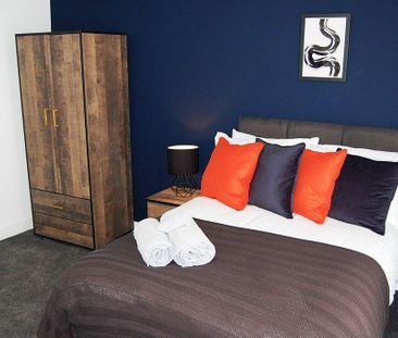 6 bedroom terraced house to rent - Photo 5