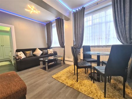 1 Bed Flat, Orsett Terrace, W2 - Photo 2