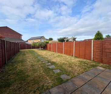 3 bedroom semi-detached house to rent - Photo 5