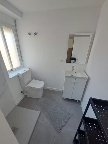 Carrer del Reverend Josep Noguera, Valencia, Valencian Community 46017 - Photo 5