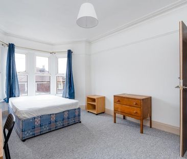 6 bedroom semi-detached house to rent - Photo 6